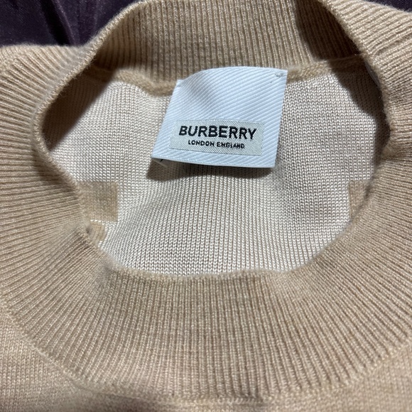 Burberry XS sweater - Picture 2 of 4